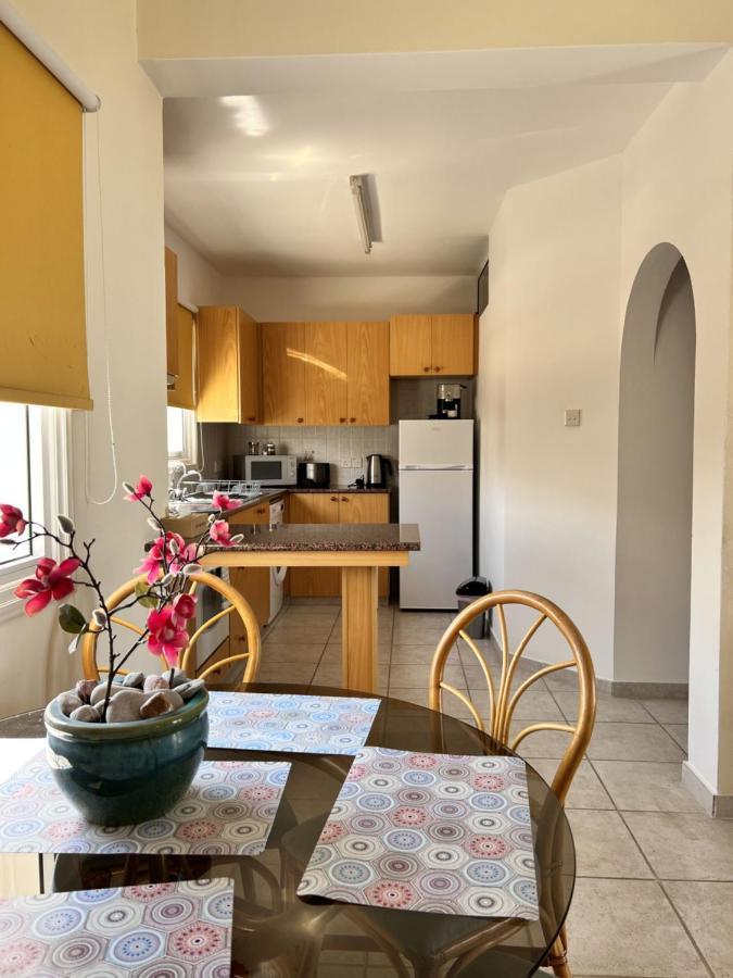 Sirena Kings Apartment Paphos Luaran gambar