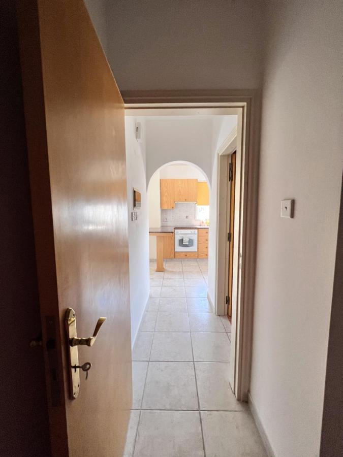 Sirena Kings Apartment Paphos Luaran gambar