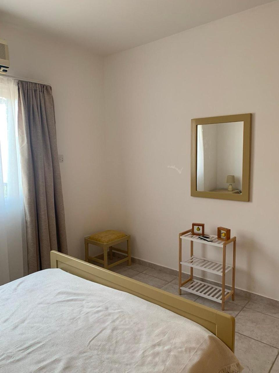 Sirena Kings Apartment Paphos Luaran gambar