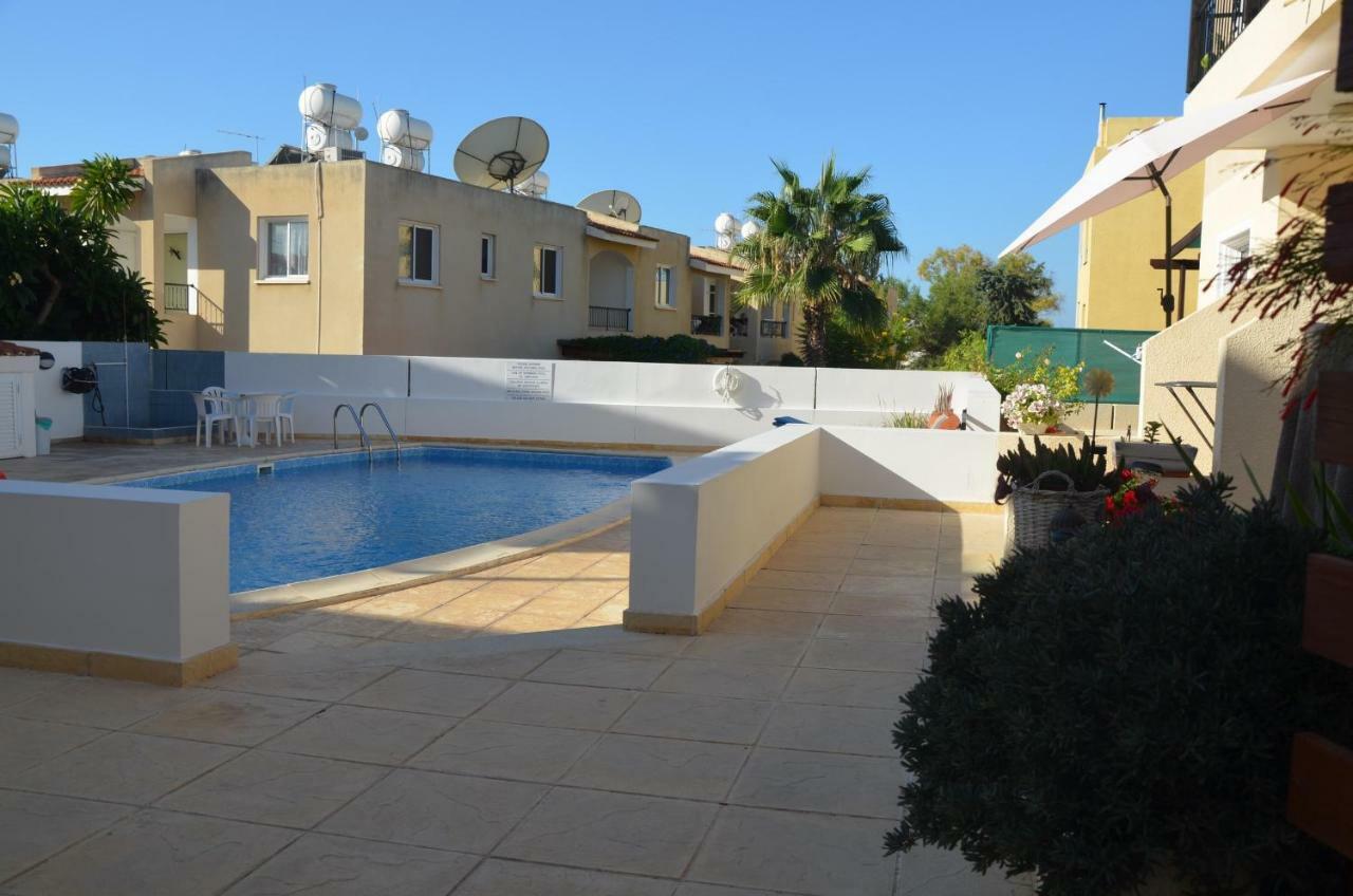 Sirena Kings Apartment Paphos Luaran gambar